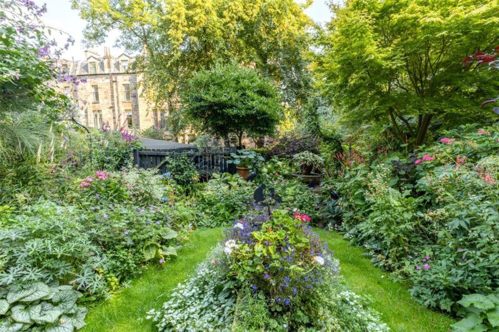 Beautiful Double Room In Idyllic West End Townhouse Glasgow Exterior foto